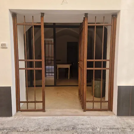 Casa Cromie Parabita